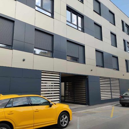 Apartman Waldy Osijek Luaran gambar